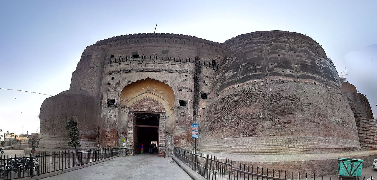 Entry gate Qila Mubarak ,Bathinda