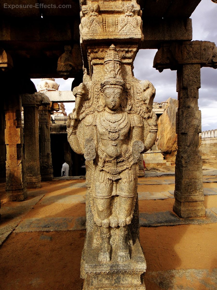 Sculptor at lepakshi temple